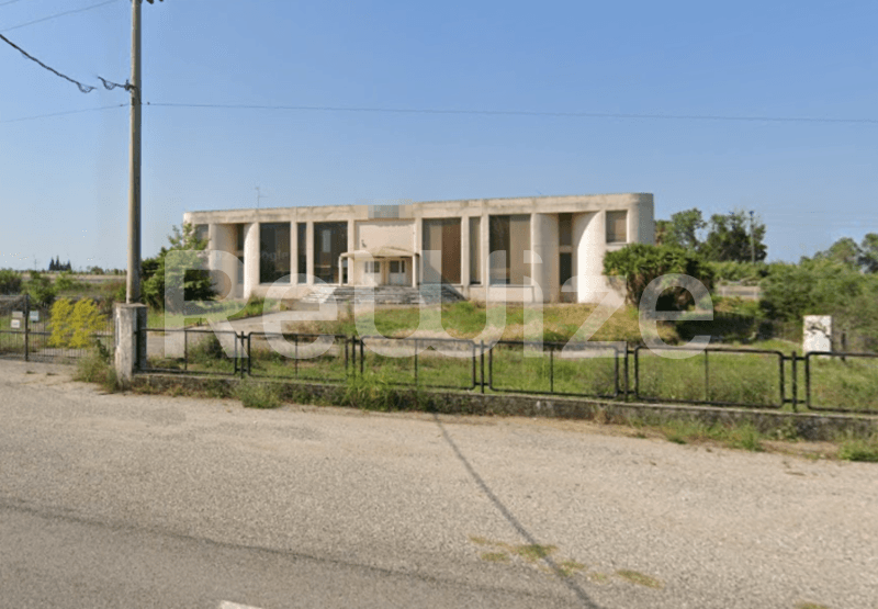 Photo 1,Outside,RENT,Professional,Building,195sqm,€99,000,Mesologi