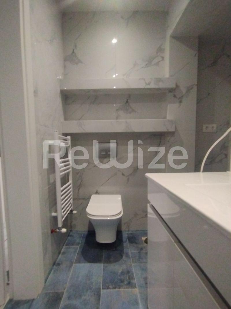 Photo 14,Μπάνιο,ΕΝΟΙΚΊΑΣΗ,Κατοικία,Διαμέρισμα,78τ.μ,€700,Πολίχνη