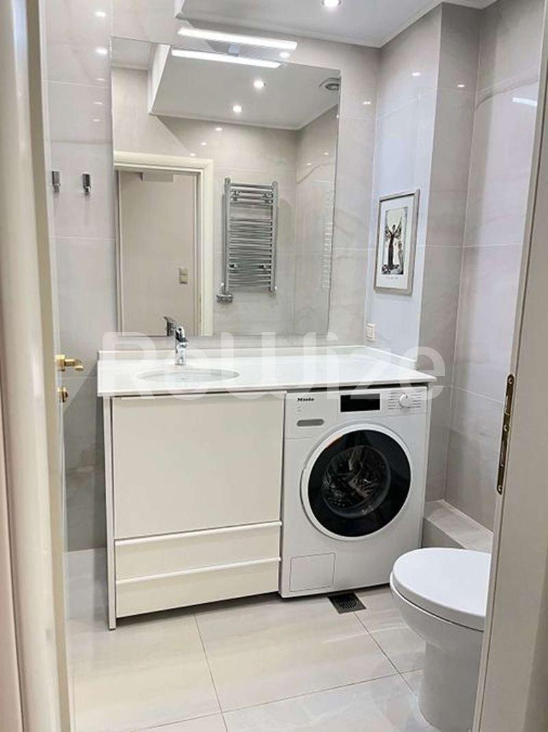 Photo 13,Μπάνιο,ΠΏΛΗΣΗ,Κατοικία,Διαμέρισμα,210τ.μ,€750,000,Καραμπουρνάκι