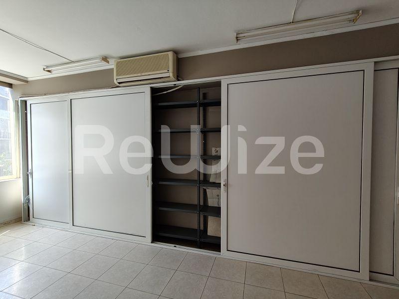 Office 86 m² in Athens, photo 5
