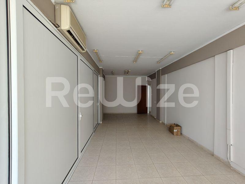 Office 86 m² in Athens, photo 4
