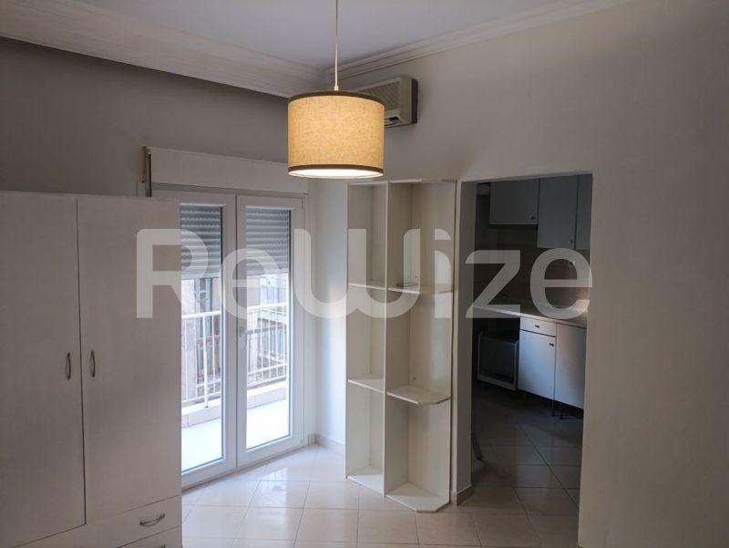 Photo 1,Σαλόνι,ΕΝΟΙΚΊΑΣΗ,Κατοικία,Διαμέρισμα,30τ.μ,€420,Κέντρο Θεσσαλονίκης