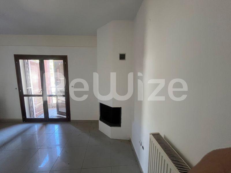 Photo 1,Σαλόνι,ΠΏΛΗΣΗ,Κατοικία,Μεζονέτα,105τ.μ,€135,000,Άνω Πόλη