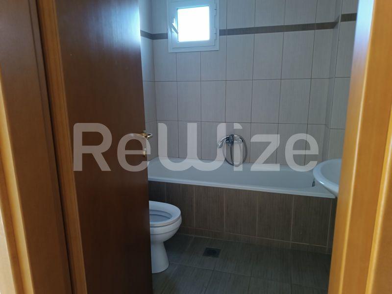Photo 10,Μπάνιο,ΠΏΛΗΣΗ,Επαγγελματικό,Κτήριο,1038τ.μ,€1,000,000,Νέα Μηχανιώνα