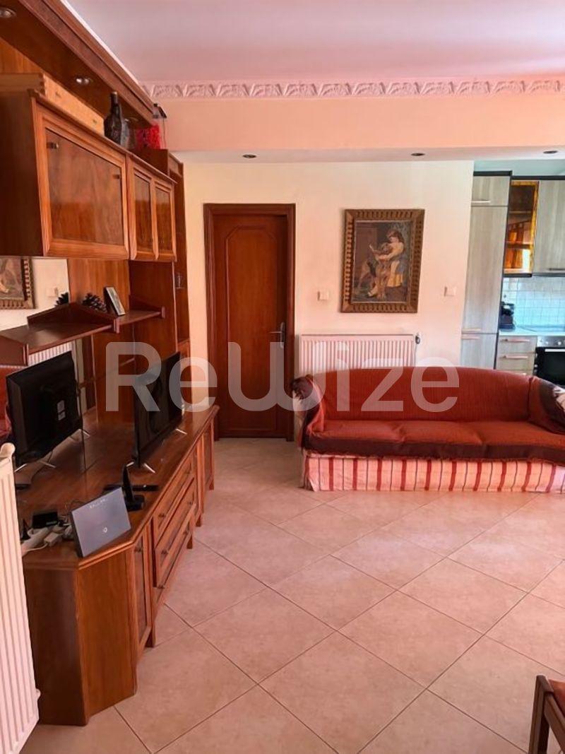 Photo 2,Σαλόνι,ΕΝΟΙΚΊΑΣΗ,Κατοικία,Διαμέρισμα,65τ.μ,€450,Περαία