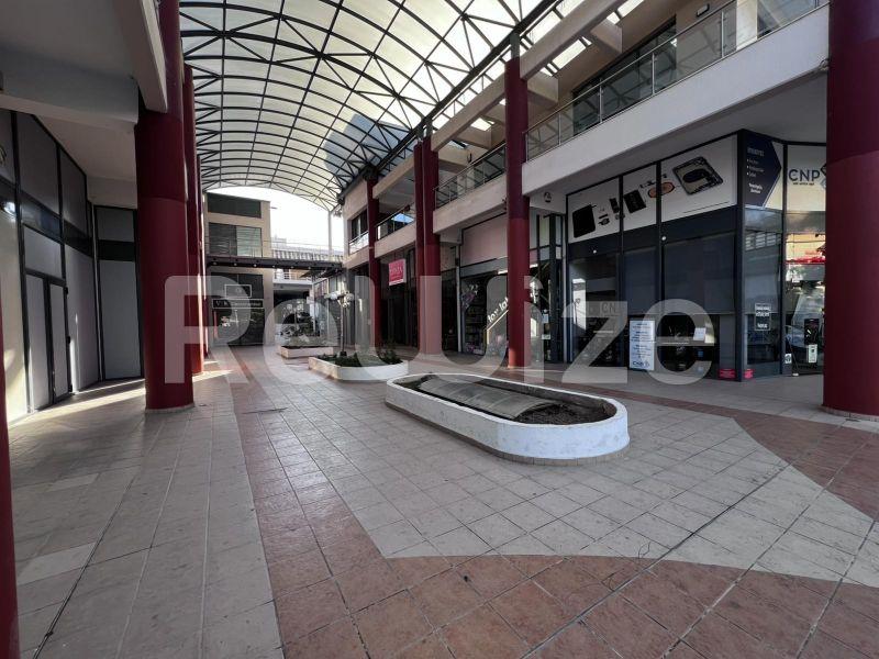 Photo 11,Balcony,SALE,Professional,Store,72sqm,€225,000,Thermi