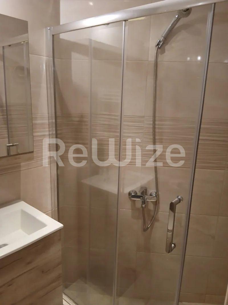 Photo 14,Bathroom,RENT,Residency,Studio,35sqm,€400,Kato Toumpa