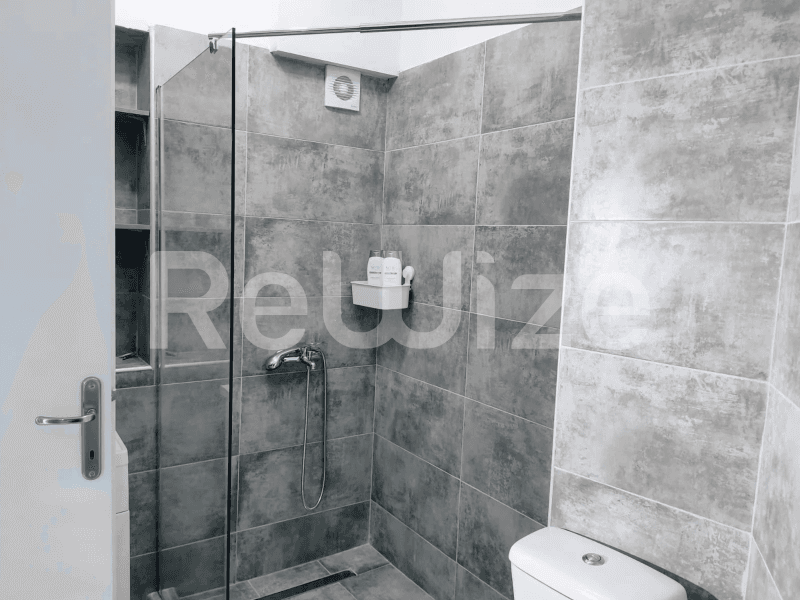 Photo 8,Μπάνιο,ΕΝΟΙΚΊΑΣΗ,Κατοικία,Στούντιο,30τ.μ,€450,Άνω Τούμπα