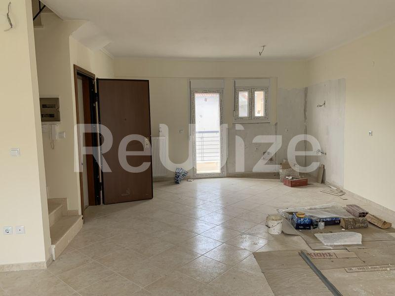 Photo 2,Living Room,SALE,Residency,Maisonette,176sqm,€370,000,Pylaia