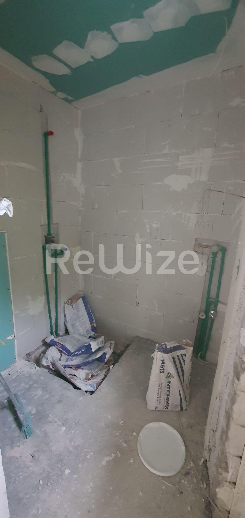 Photo 4,Μπάνιο,ΠΏΛΗΣΗ,Κατοικία,Διαμέρισμα,45τ.μ,€143,000,Ανάληψη