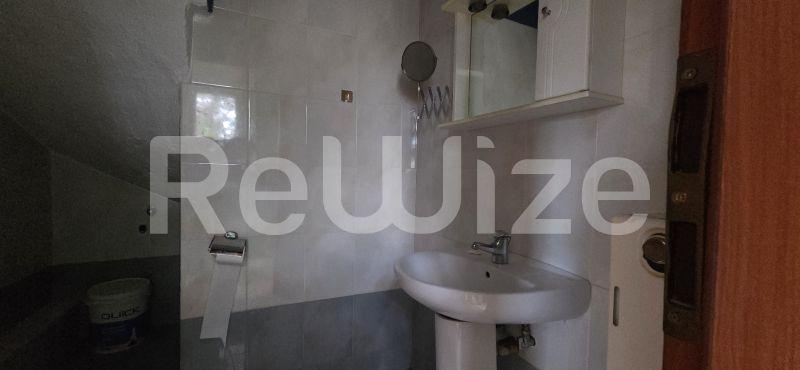Photo 7,Μπάνιο,ΠΏΛΗΣΗ,Κατοικία,Μεζονέτα,115τ.μ,€450,Βασιλικά