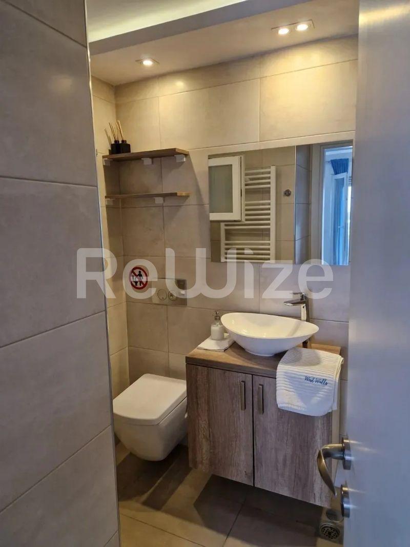 Photo 14,Bathroom,SALE,Residency,Apartment,60sqm,€200,000,Kentro Thessalonikis