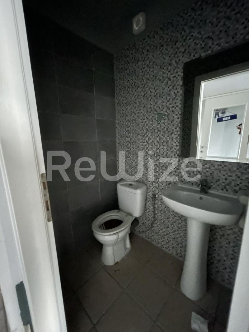 Photo 15,WC,ΠΏΛΗΣΗ,Επαγγελματικό,Κατάστημα,160τ.μ,€130,000,Περαία