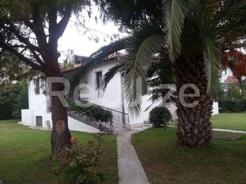 Photo 1,Θέα στη θάλασσα,ΕΝΟΙΚΊΑΣΗ,Κατοικία,Μονοκατοικία,200τ.μ,€800,Πλαγιάρι