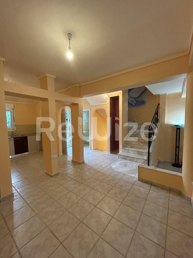 Photo 4,Living Room,SALE,Residency,Maisonette,186sqm,€400,000,Peraia