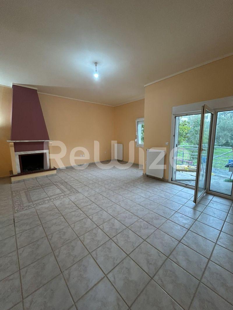 Photo 10,Living Room,SALE,Residency,Maisonette,186sqm,€400,000,Peraia