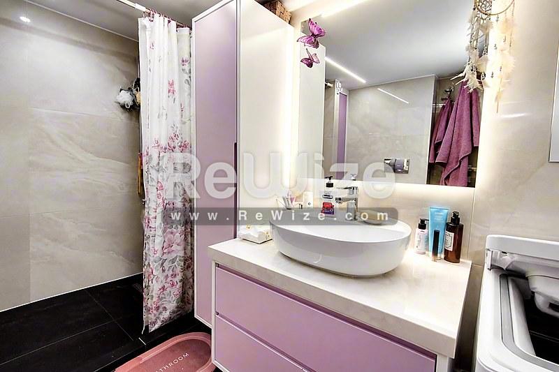 Apartment 112 m² in Thessaloniki, bathroom