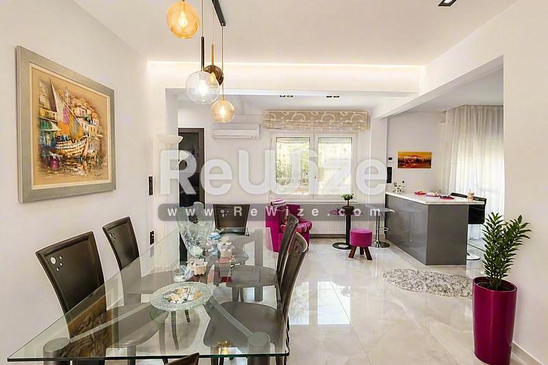 Apartment 112 m² in Thessaloniki, dining room
