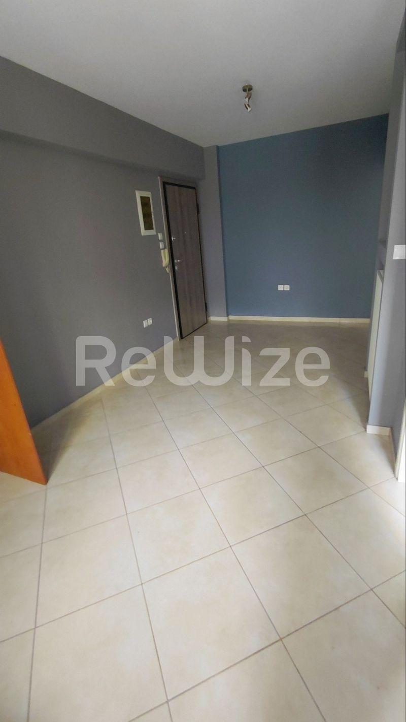 Photo 1,Pool,SALE,Residency,Apartment,47sqm,€70,000,Korydallos