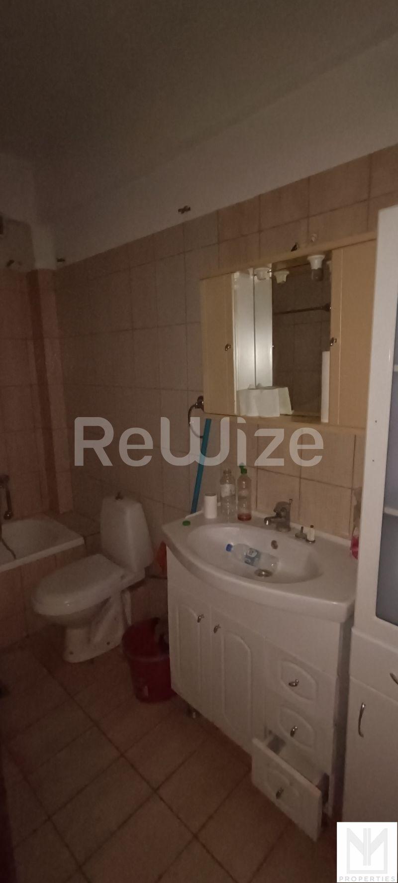 Photo 8,Μπάνιο,ΠΏΛΗΣΗ,Κατοικία,Διαμέρισμα,45τ.μ,€97,000,Φλογητά