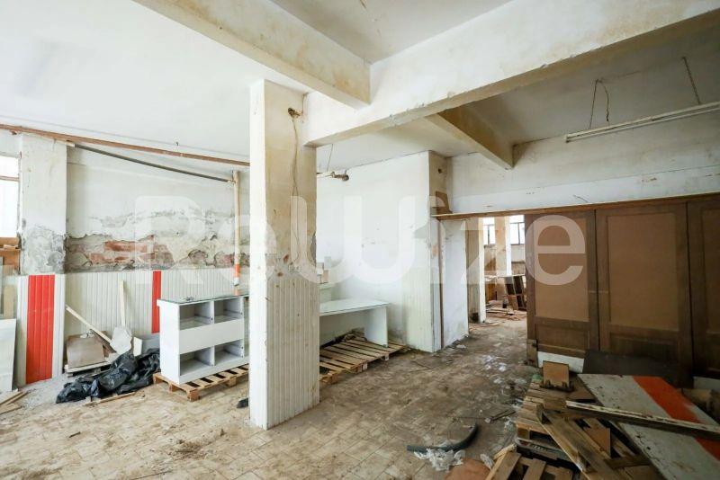 Photo 1,Balcony,SALE,Professional,Storage,150sqm,€28,000,Stavroupoli
