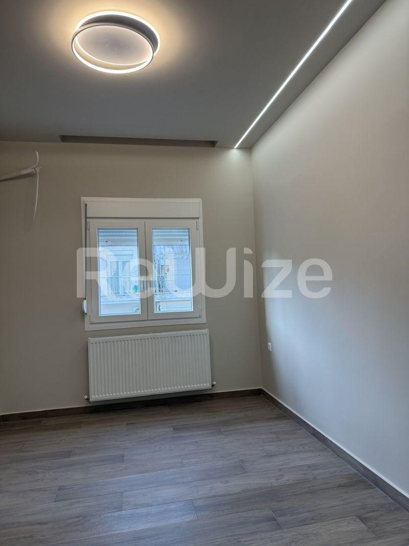 Photo 8,Bedroom,SALE,Residency,Apartment,75sqm,€210,000,Kentro Thessalonikis