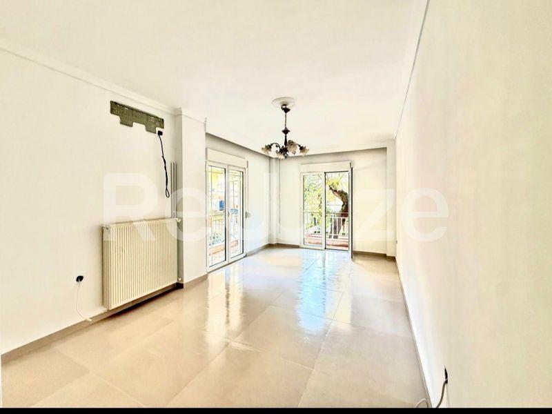 Photo 3,Living Room,SALE,Residency,Apartment,70sqm,€105,000,Stavroupoli