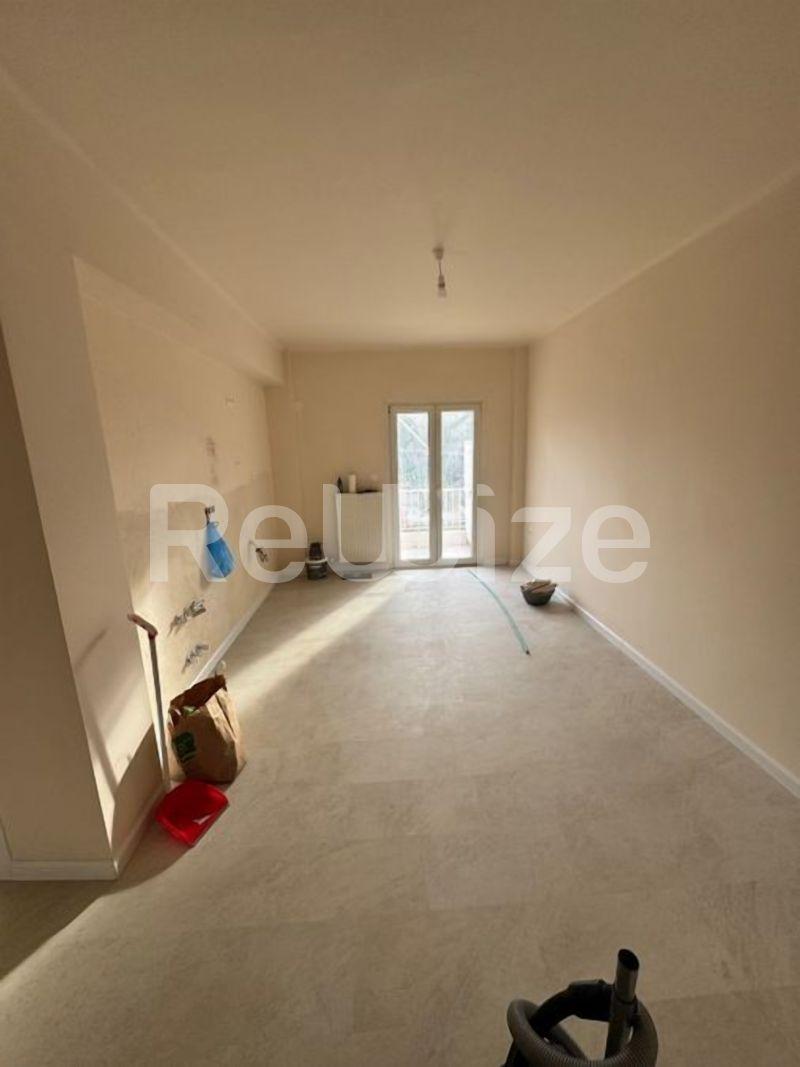 Photo 8,Σαλόνι,ΕΝΟΙΚΊΑΣΗ,Κατοικία,Διαμέρισμα,68τ.μ,€600,Άνω Πόλη