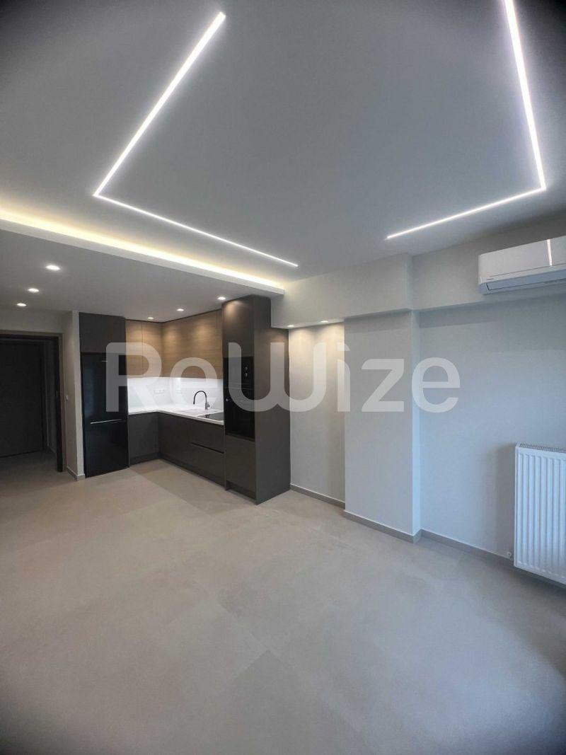 Photo 1,Living Room,RENT,Residency,Apartment,40sqm,€640,Vardaris