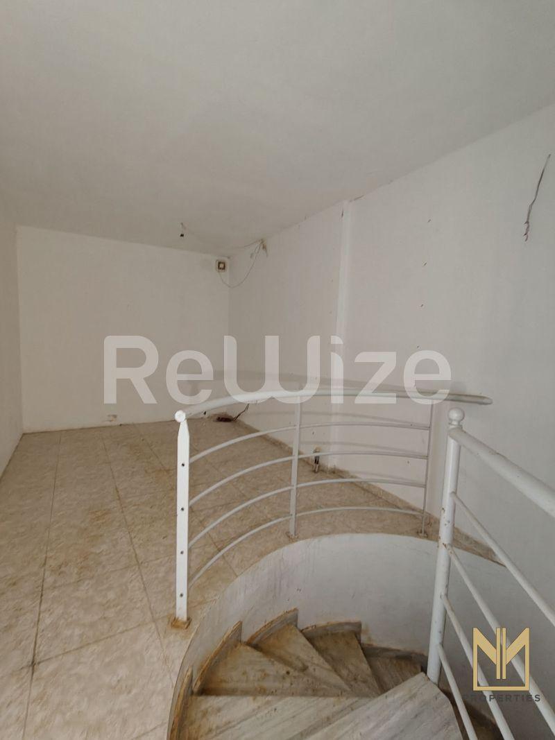 Photo 17,Πισίνα,ΠΏΛΗΣΗ,Επαγγελματικό,Γραφείο,204τ.μ,€305,000,Σαρωνίδα