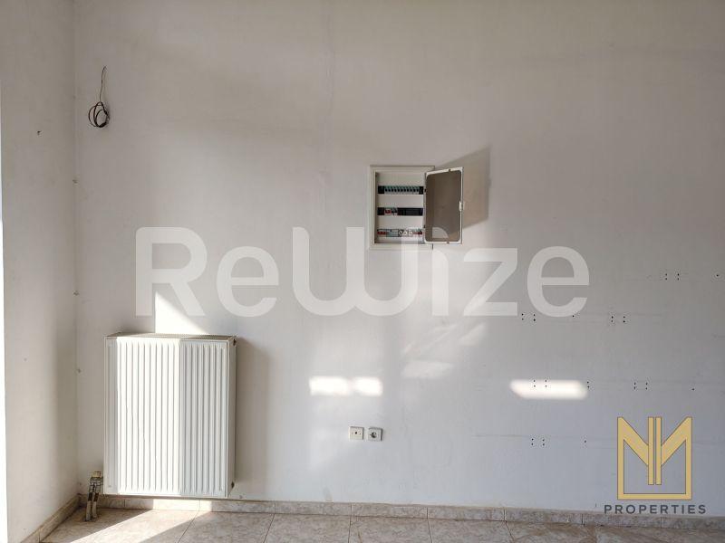 Photo 12,Πισίνα,ΠΏΛΗΣΗ,Επαγγελματικό,Γραφείο,204τ.μ,€305,000,Σαρωνίδα