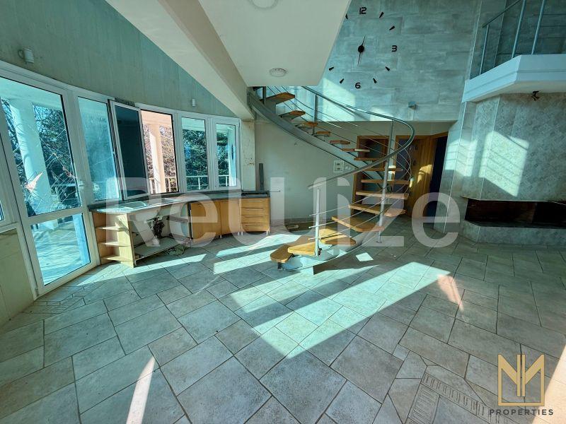 Photo 2,Living Room,SALE,Residency,Detached house,280sqm,€132,000,Naousa