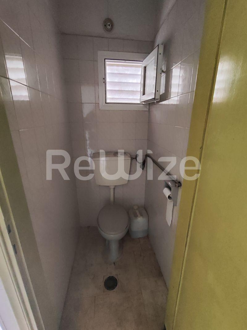 Photo 23,WC,ΠΏΛΗΣΗ,Επαγγελματικό,Κατάστημα,60τ.μ,€73,000,Ξηροκρήνη