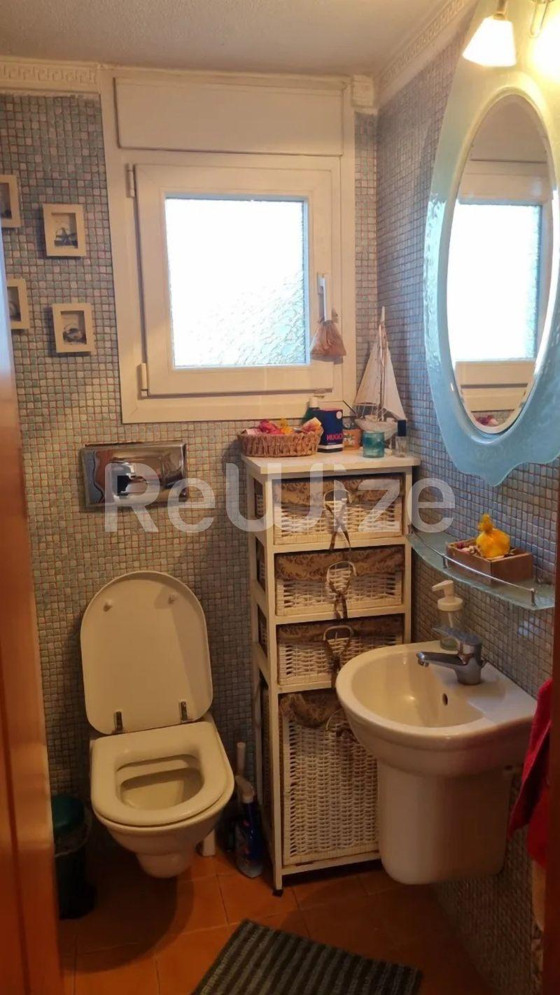 Photo 13,Μπάνιο,ΠΏΛΗΣΗ,Κατοικία,Μονοκατοικία,180τ.μ,€350,000,Τρίλοφος