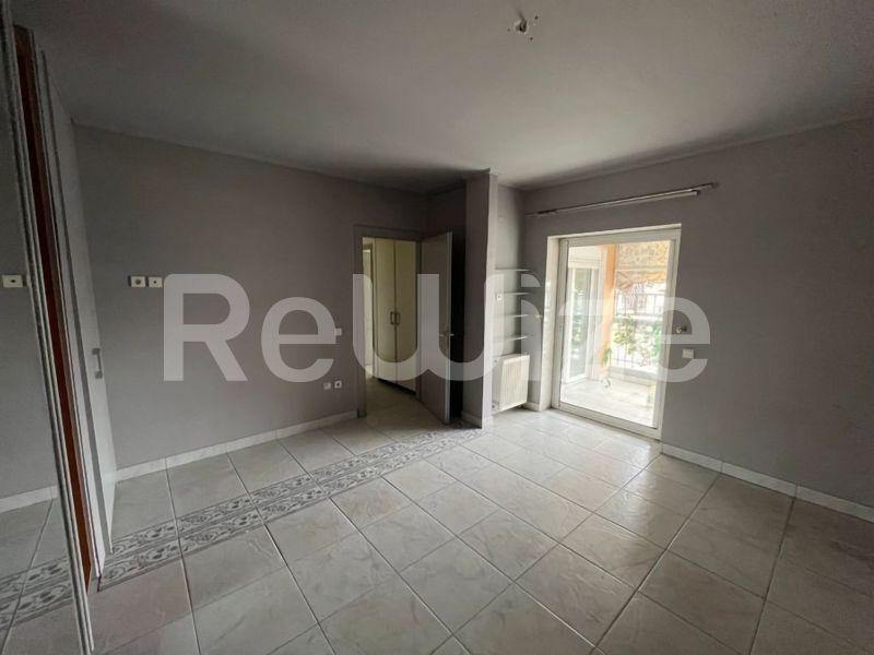 Photo 11,Living Room,RENT,Residency,Apartment,180sqm,€1,200,Kentro Kalamarias