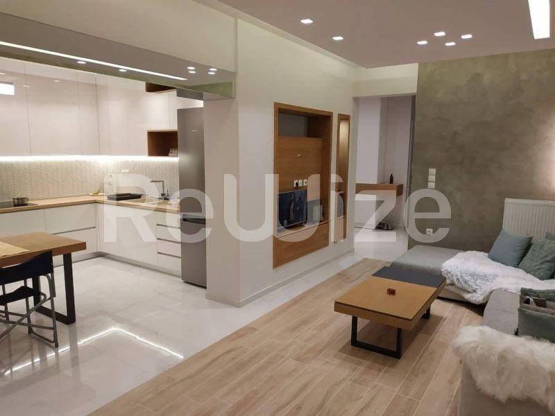 Photo 8,Σαλόνι,ΠΏΛΗΣΗ,Κατοικία,Διαμέρισμα,120τ.μ,€500,000,Ανάληψη