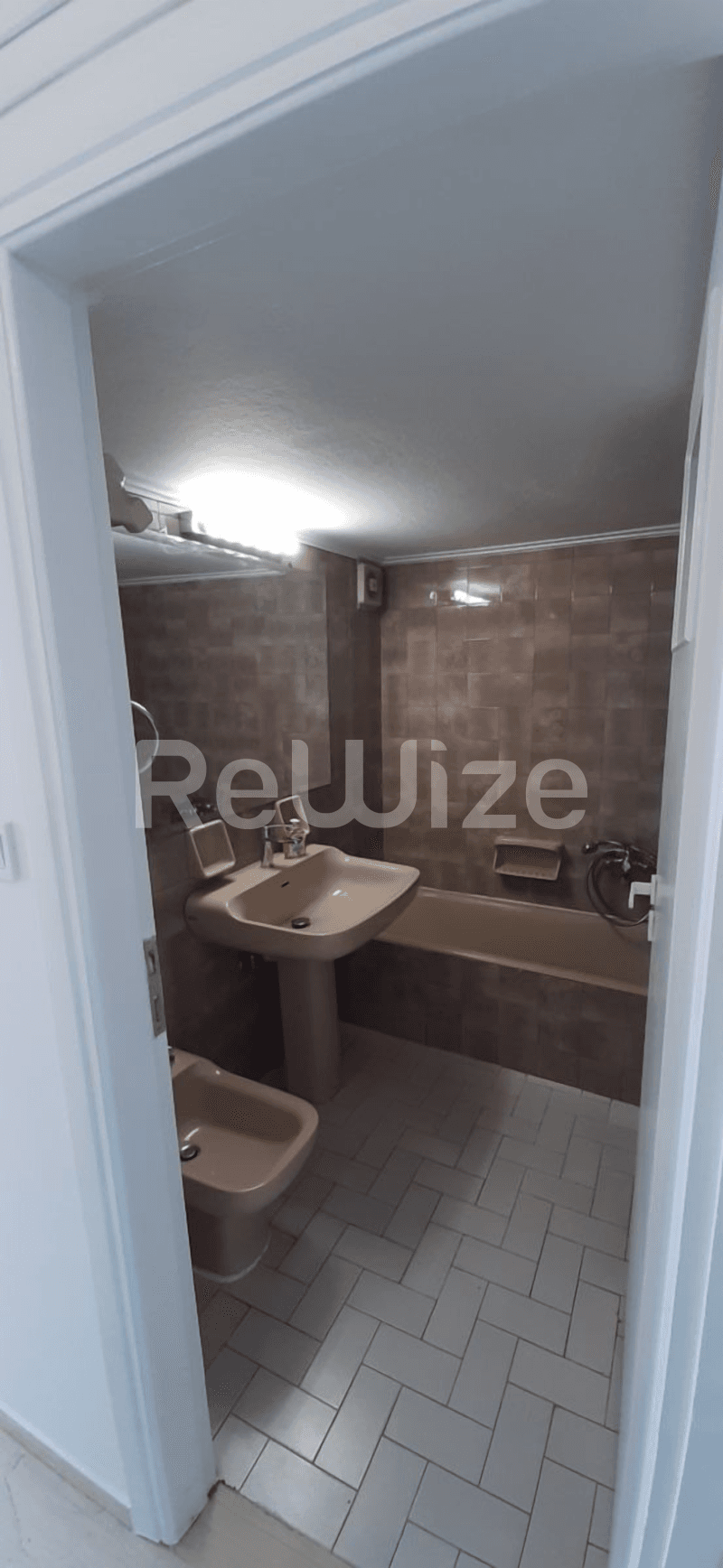 Photo 8,Μπάνιο,ΕΝΟΙΚΊΑΣΗ,Κατοικία,Διαμέρισμα,110τ.μ,€1,000,Νέα Σμύρνη