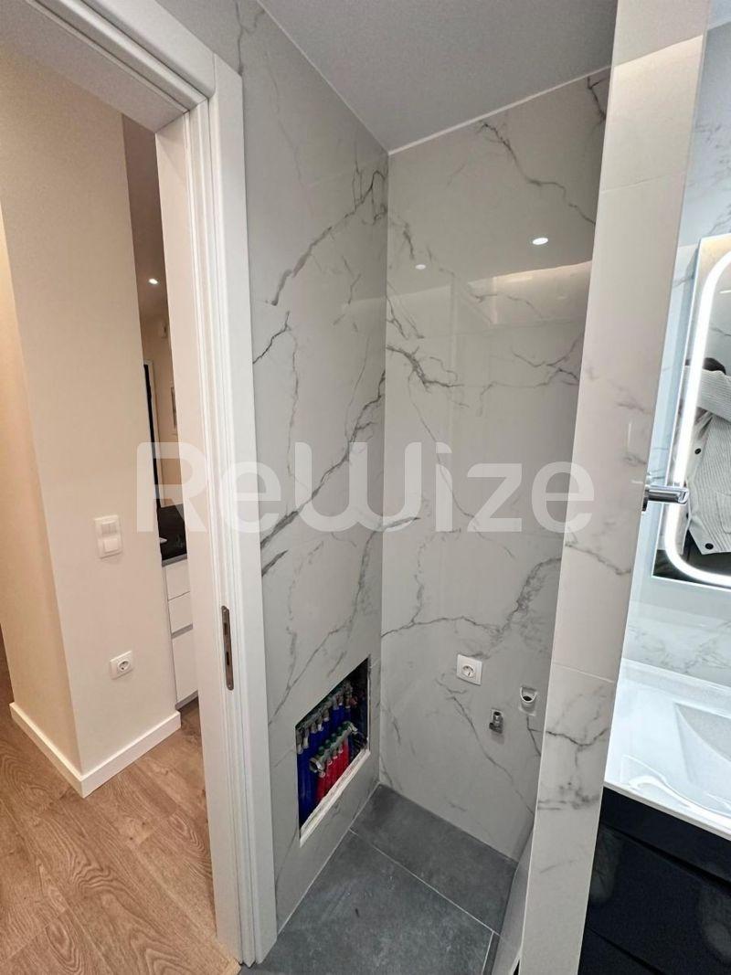 Photo 9,Μπάνιο,ΕΝΟΙΚΊΑΣΗ,Κατοικία,Διαμέρισμα,49τ.μ,€700,Εξάρχεια