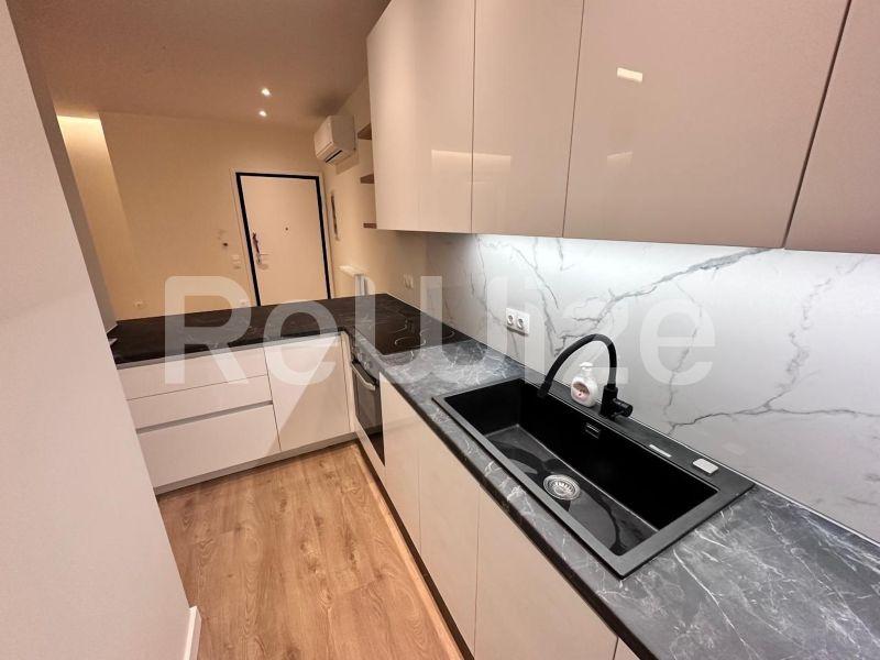 Photo 3,Μπαλκόνι,ΕΝΟΙΚΊΑΣΗ,Κατοικία,Διαμέρισμα,49τ.μ,€700,Εξάρχεια