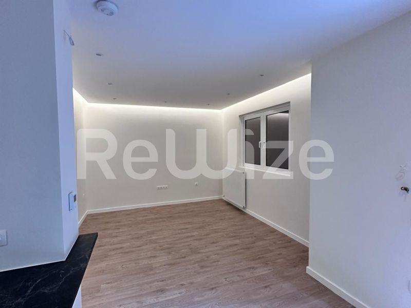 Photo 2,Σαλόνι,ΕΝΟΙΚΊΑΣΗ,Κατοικία,Διαμέρισμα,49τ.μ,€700,Εξάρχεια