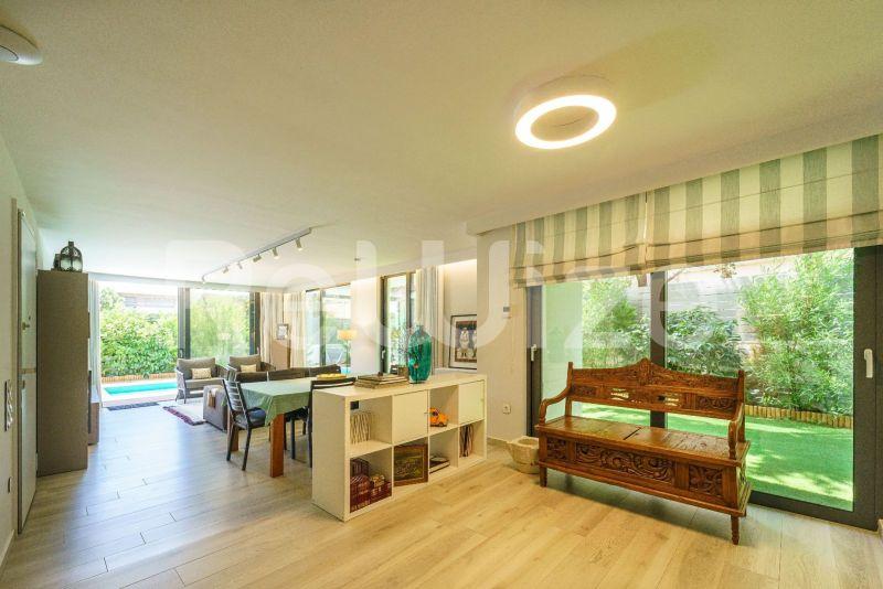 Photo 17,Σαλόνι,ΠΏΛΗΣΗ,Κατοικία,Μεζονέτα,270τ.μ,€2,250,000,Γκολφ