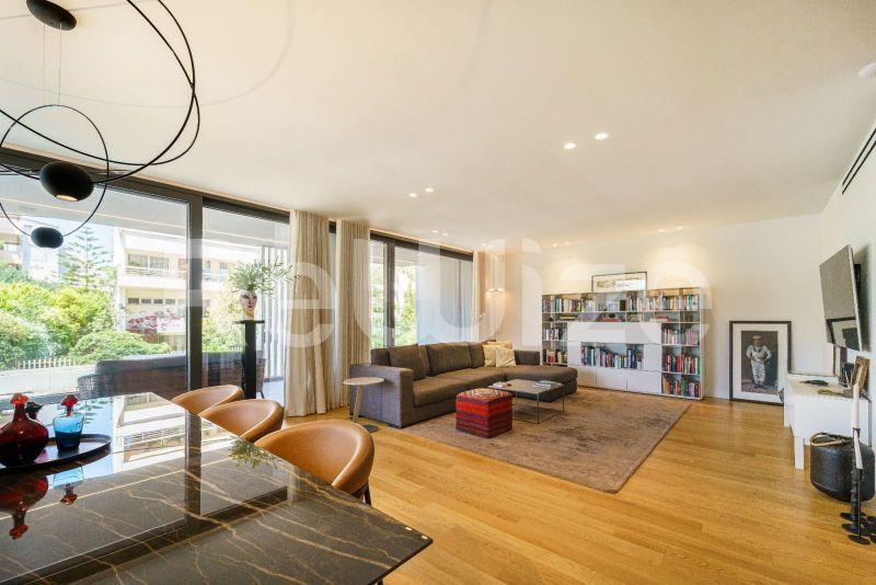 Photo 2,Σαλόνι,ΠΏΛΗΣΗ,Κατοικία,Μεζονέτα,270τ.μ,€2,250,000,Γκολφ