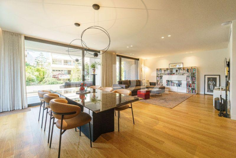 Photo 1,Σαλόνι,ΠΏΛΗΣΗ,Κατοικία,Μεζονέτα,270τ.μ,€2,250,000,Γκολφ