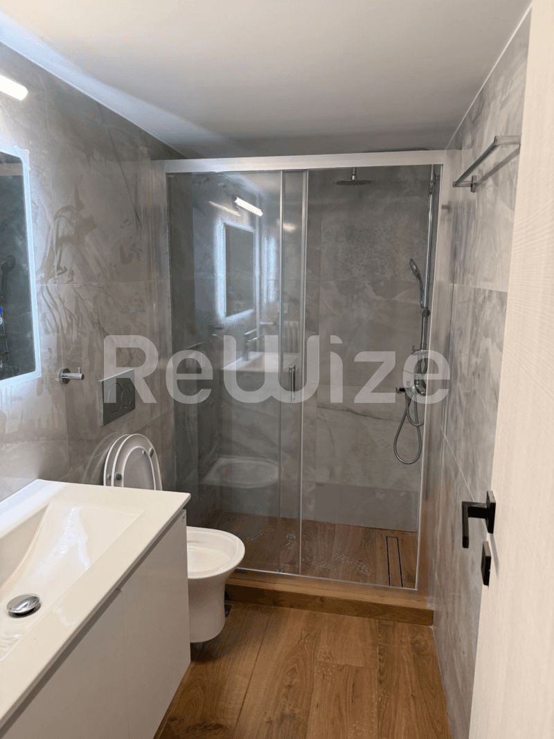 Photo 5,Bathroom,SALE,Residency,Apartment,52sqm,€165,000,Neos Kosmos