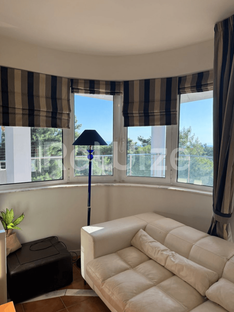 Photo 3,Σαλόνι,ΕΝΟΙΚΊΑΣΗ,Κατοικία,Διαμέρισμα,145τ.μ,€2,200,Γκολφ