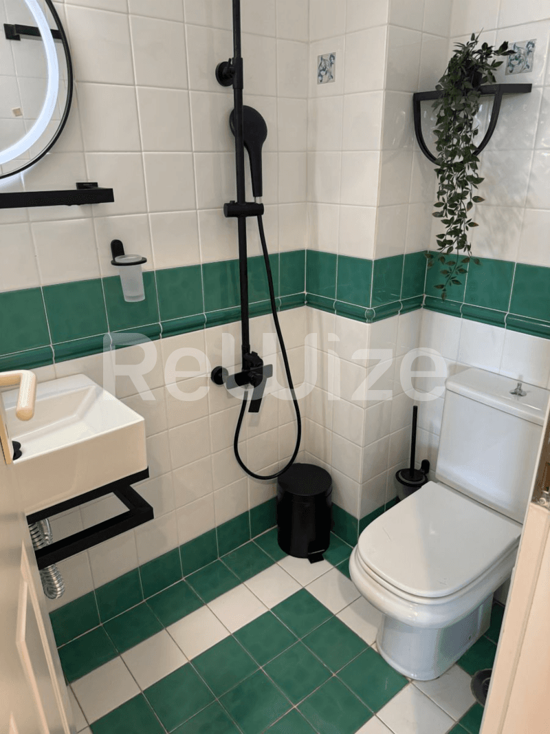 Photo 16,Μπάνιο,ΕΝΟΙΚΊΑΣΗ,Κατοικία,Διαμέρισμα,145τ.μ,€2,200,Γκολφ