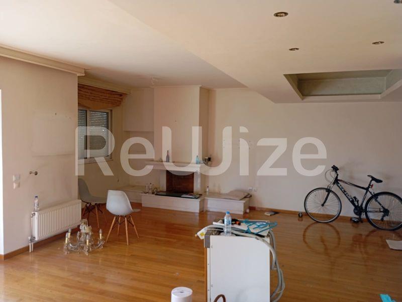 Photo 3,Living Room,SALE,Residency,Maisonette,200sqm,€650,000,Kifisia