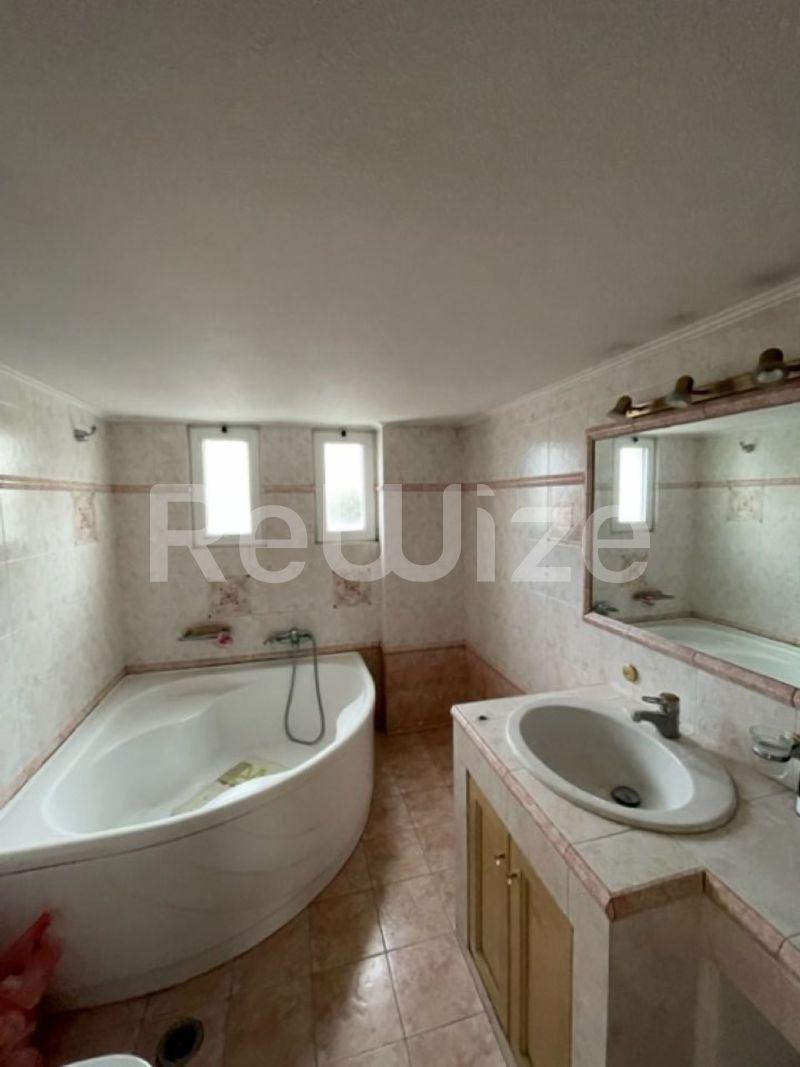 Photo 7,Μπάνιο,ΠΏΛΗΣΗ,Κατοικία,Μεζονέτα,117τ.μ,€185,000,Πετρούπολη