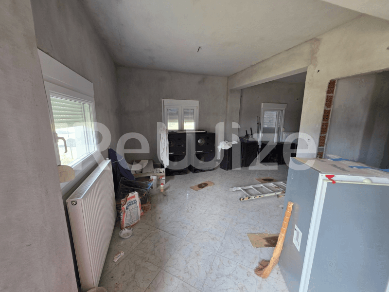 Photo 4,Living Room,SALE,Residency,Apartment,185sqm,€50,000,Polykastro