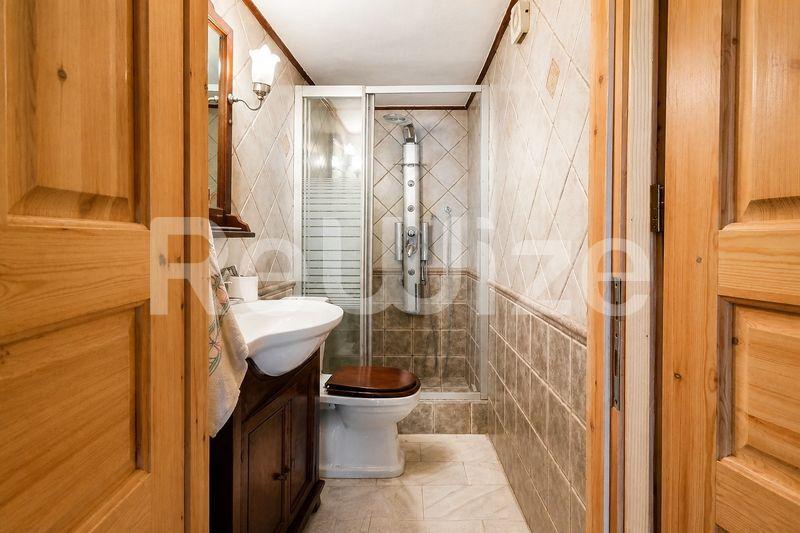 Maisonette 169 m² in Thermi, bathroom